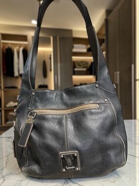 Vintage Tignanello Perfect 10 HmBag~Black Pebble Grain Leather Purse Handbag​​​